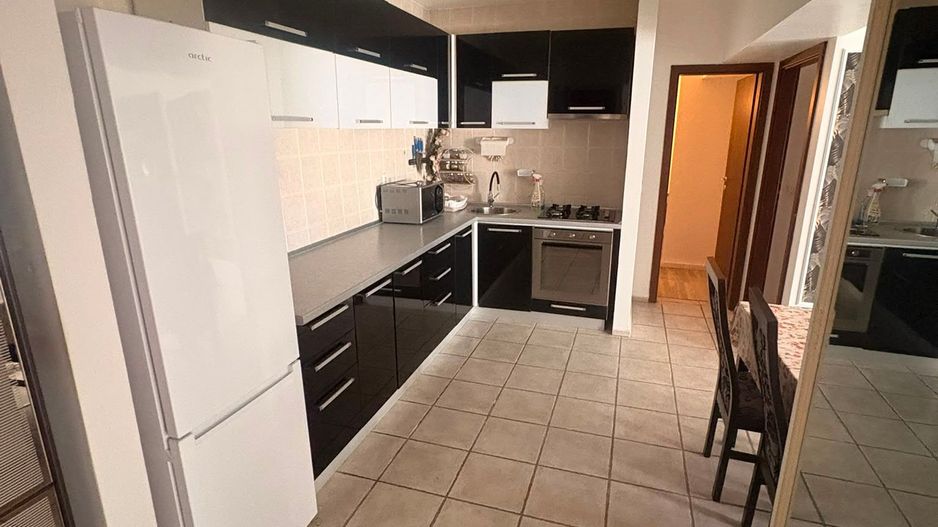 De inchiriat apartament cu 2 camere bloc Privilege, et. 1, 500 E - Poză 5