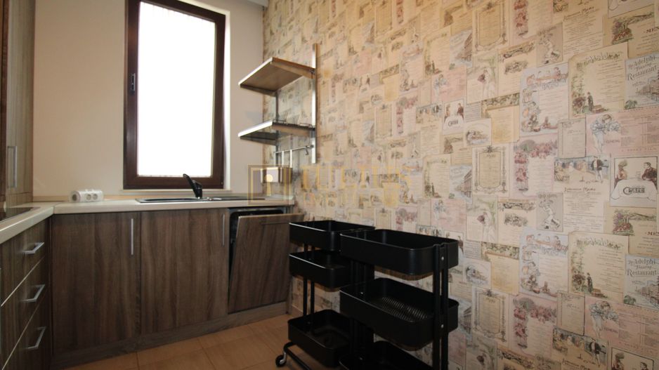 3 camere in Dumbravita; et II, str Rozelor, cartier deosebit. - Poză 10