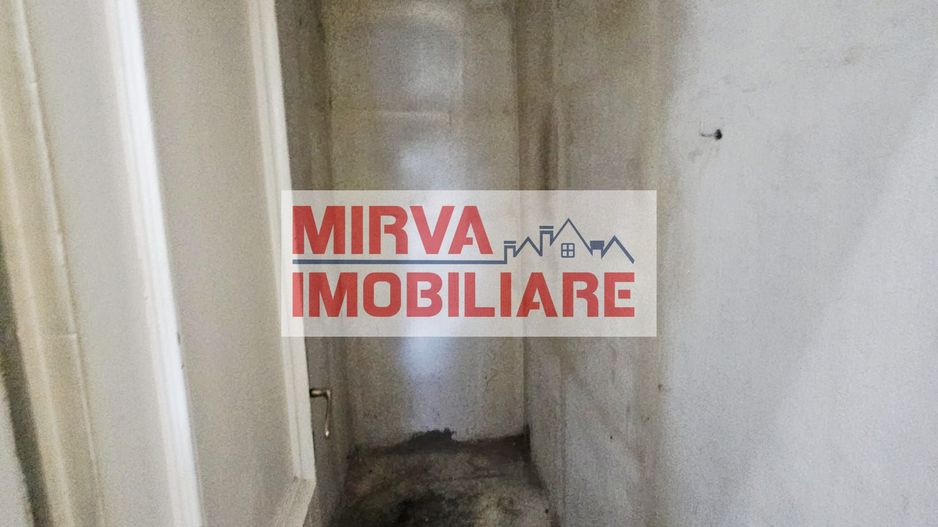 Casă cu arhitectură interbelică, 5 camere, teren 409 mp – Central - Poză 38