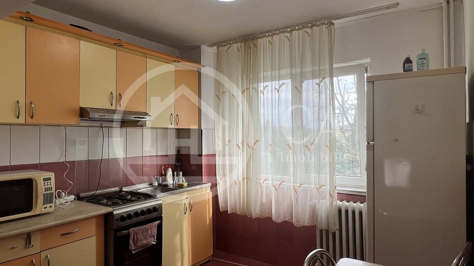 Apartament cu 2 camere de inchiriat zona Calea Aradului Oradea - Poză 3
