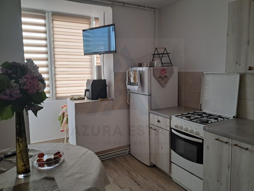 Garsoniera decomandata 44 mp utili etaj 1 zona Lazaret - Poză 1