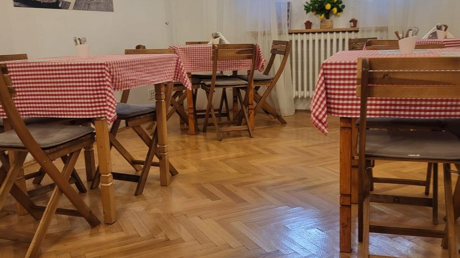 Casa Vatra Luminioasa pretabil afacere, firme, restaurant, cabinet - Poză 2
