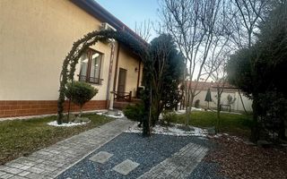 Casa individuala Ultracentral 4 camere - Poză 1