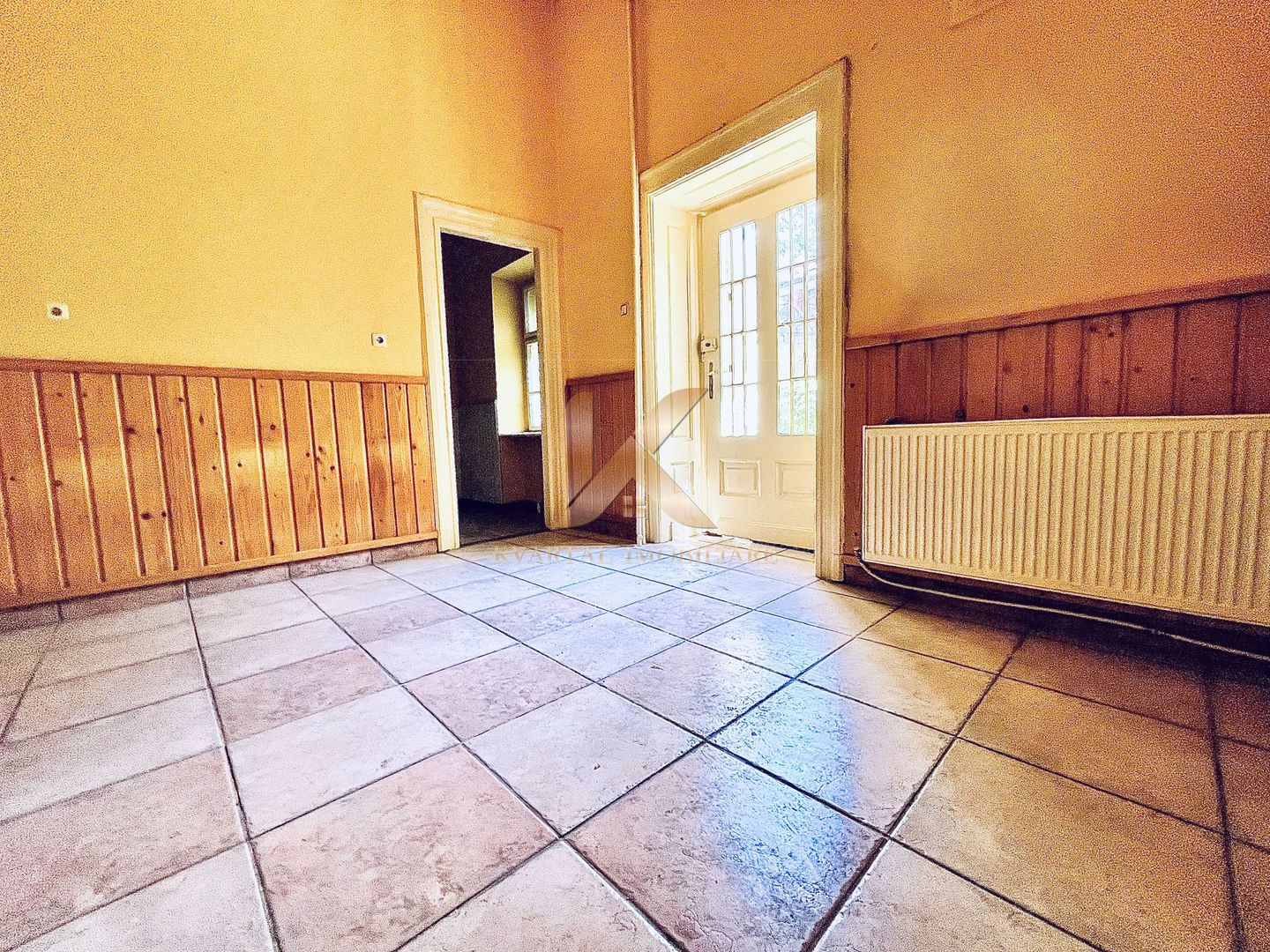 Apartament deosebit cu istorie,  2 camere Palatul Bohus (Centru). - Poză 5