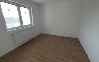 Casa dintre lacuri, Crevedia, cartier nou. - Poză 10