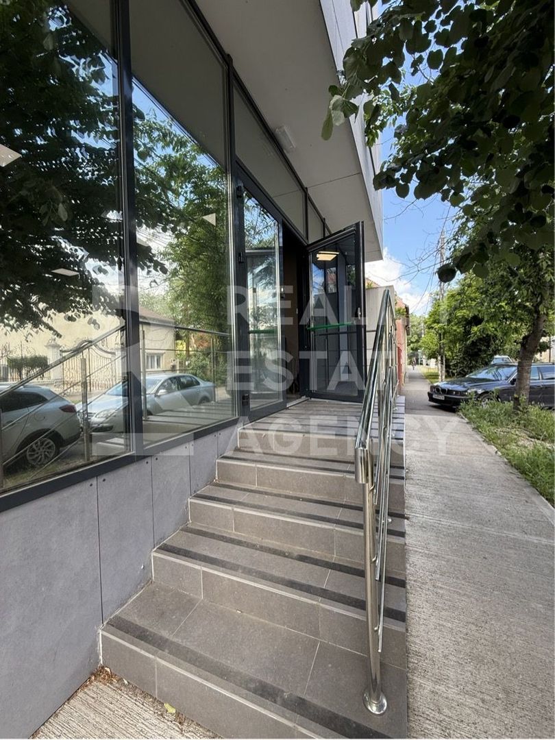 Spațiu comercial, parter, complex Campeador Luxury Apartments - Poză 2