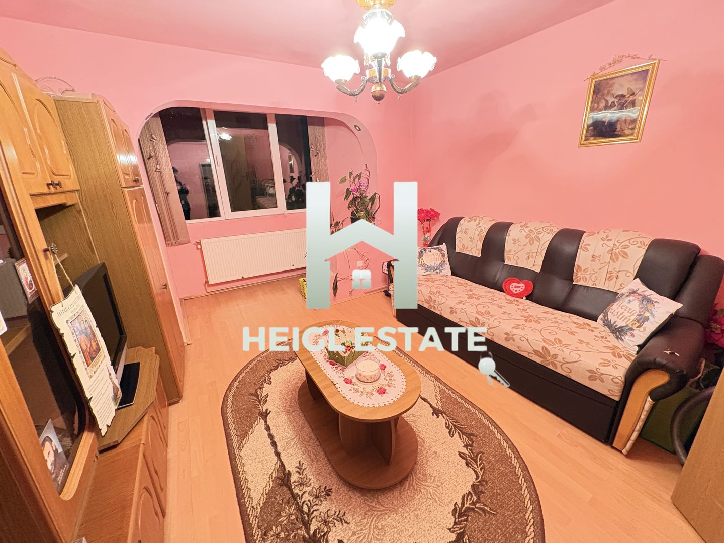 Apartament cu 3 camere in zona Dambovita - Poză 1