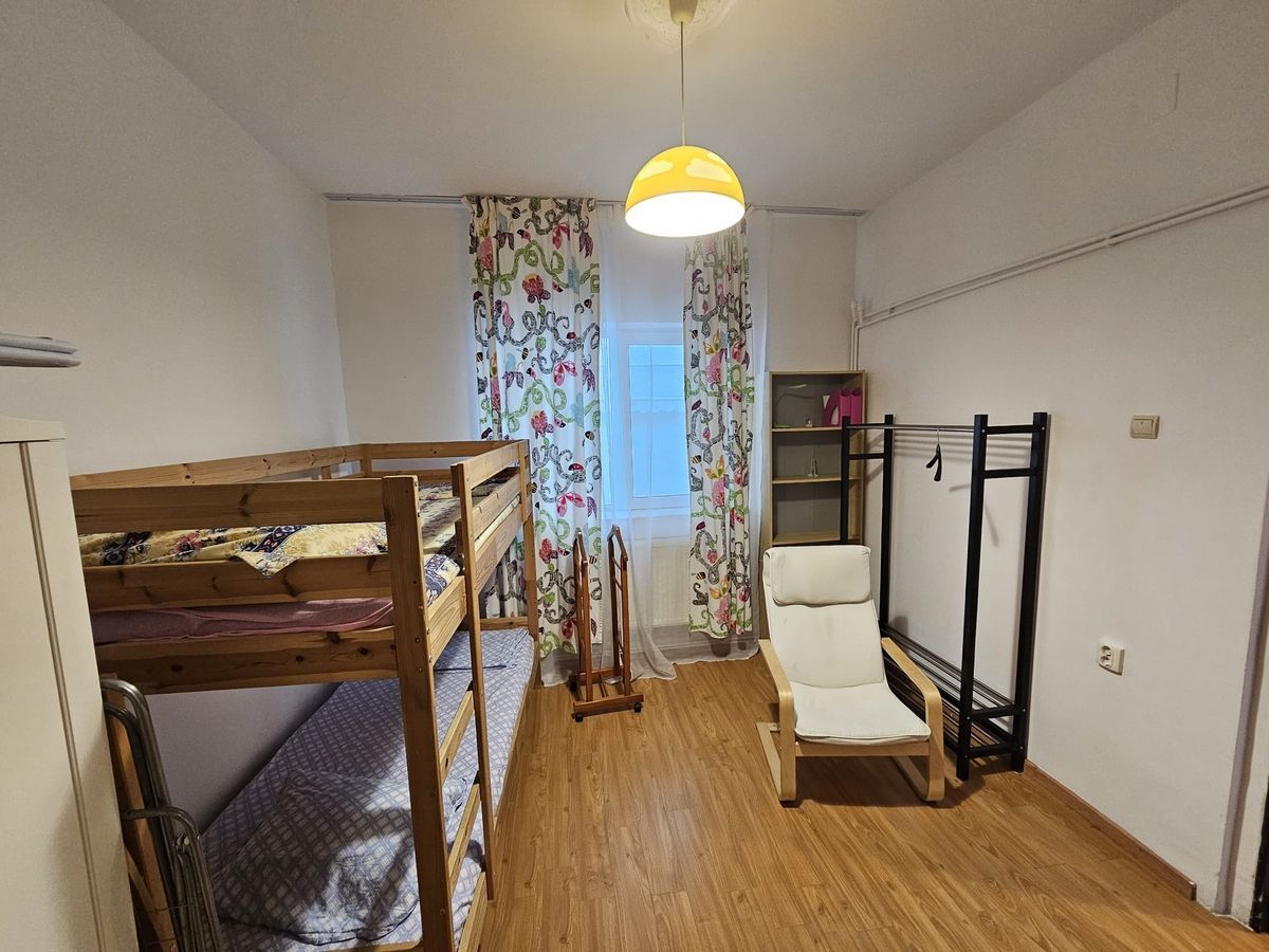 OPORTUNITATE DE VÂNZARE | 3 CAMERE ÎN VILA | CENTRALA PROPRIE  | ZONA DECEBAL - Poză 5