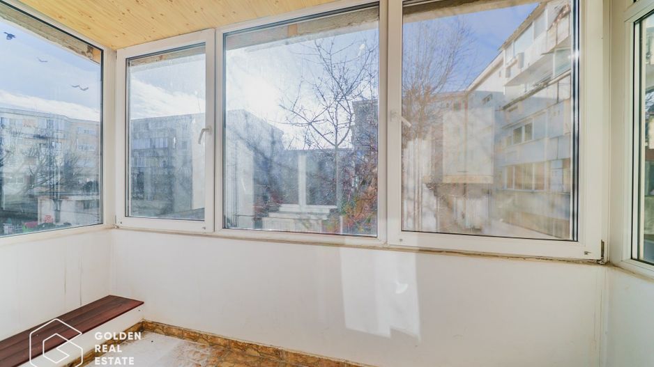 Apartament 3 camere, Micalaca zona 300, etaj 1, decomandat, comision 0% - Poză 12