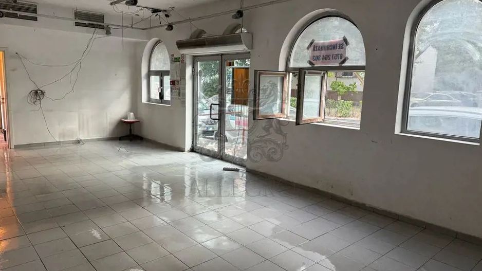 Inchiriere | Spatiu Comercial Individual | Aviatiei Stradal | Ibis - Poză 1