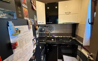 Ap 2 camere renovat - mobilat și utilat complet - Poză 12