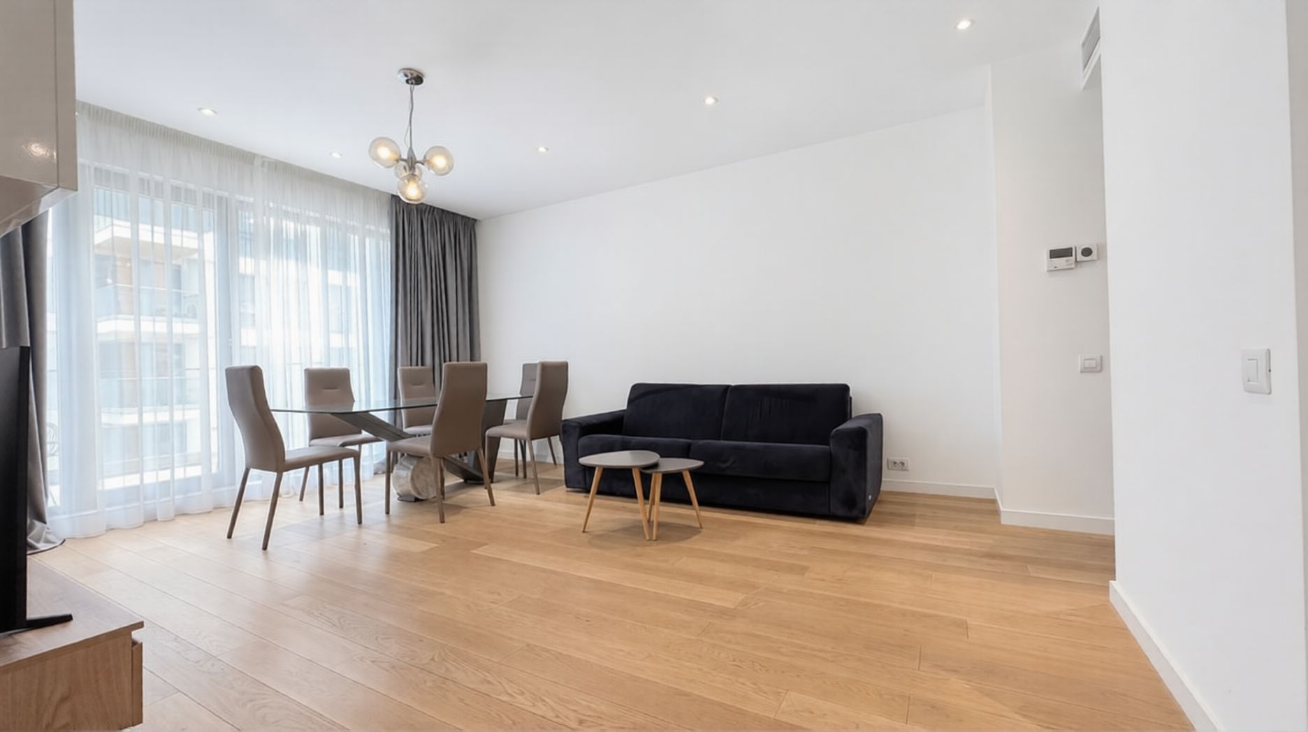 Apartament modern exclusivist cu 2 camere în One Herăstrău Plaza - Poză 1