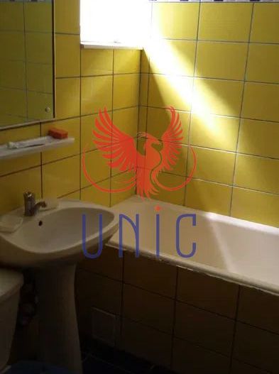 Apartament 3 camere etaj 1 zona Garii - 500 Euro - Poză 4