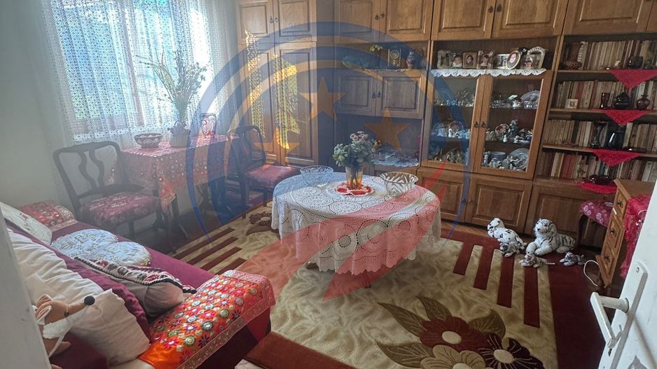 🌿 Casă cu teren 620 mp – Romanești | Liniște, acces excelent, potențial mare - Poză 5