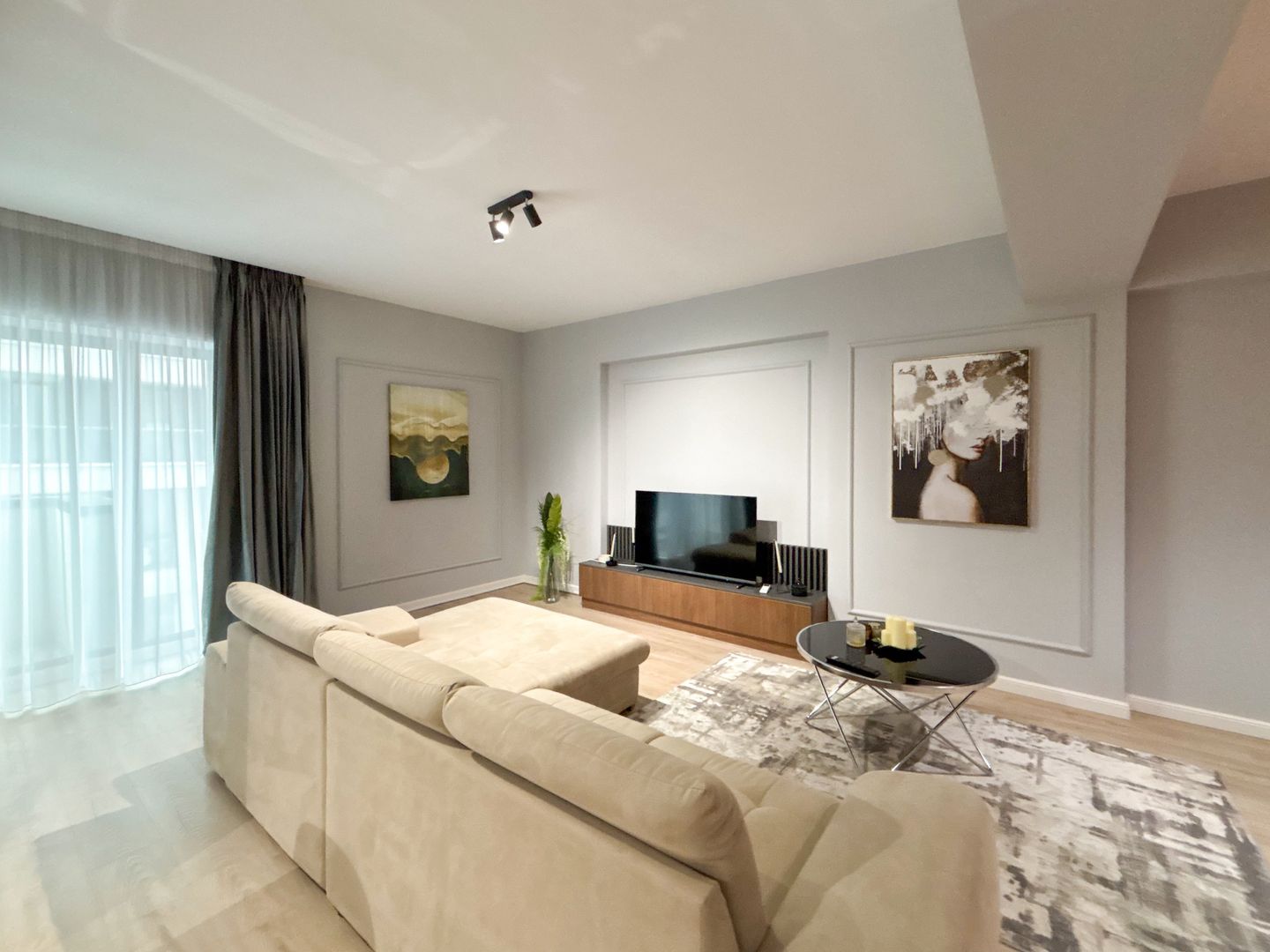 Chirie I Apartament 2 camere | 68 mp + 11 mp balcon | Parcare - Poză 2