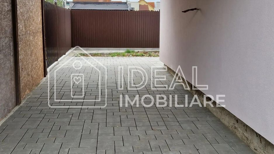 Casa Single cu 4 camere si carport, Zona Brana Selimbar - Poză 5