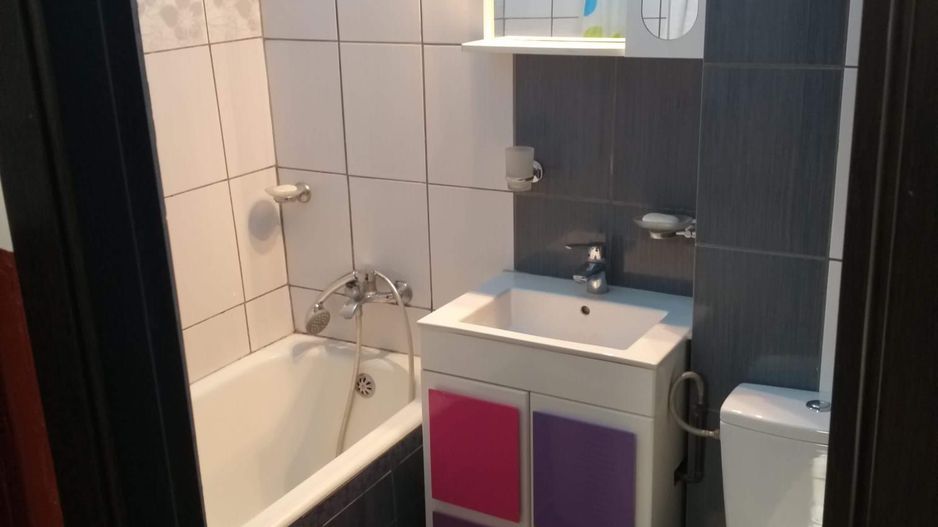 2 camere - Titan - Poză 2