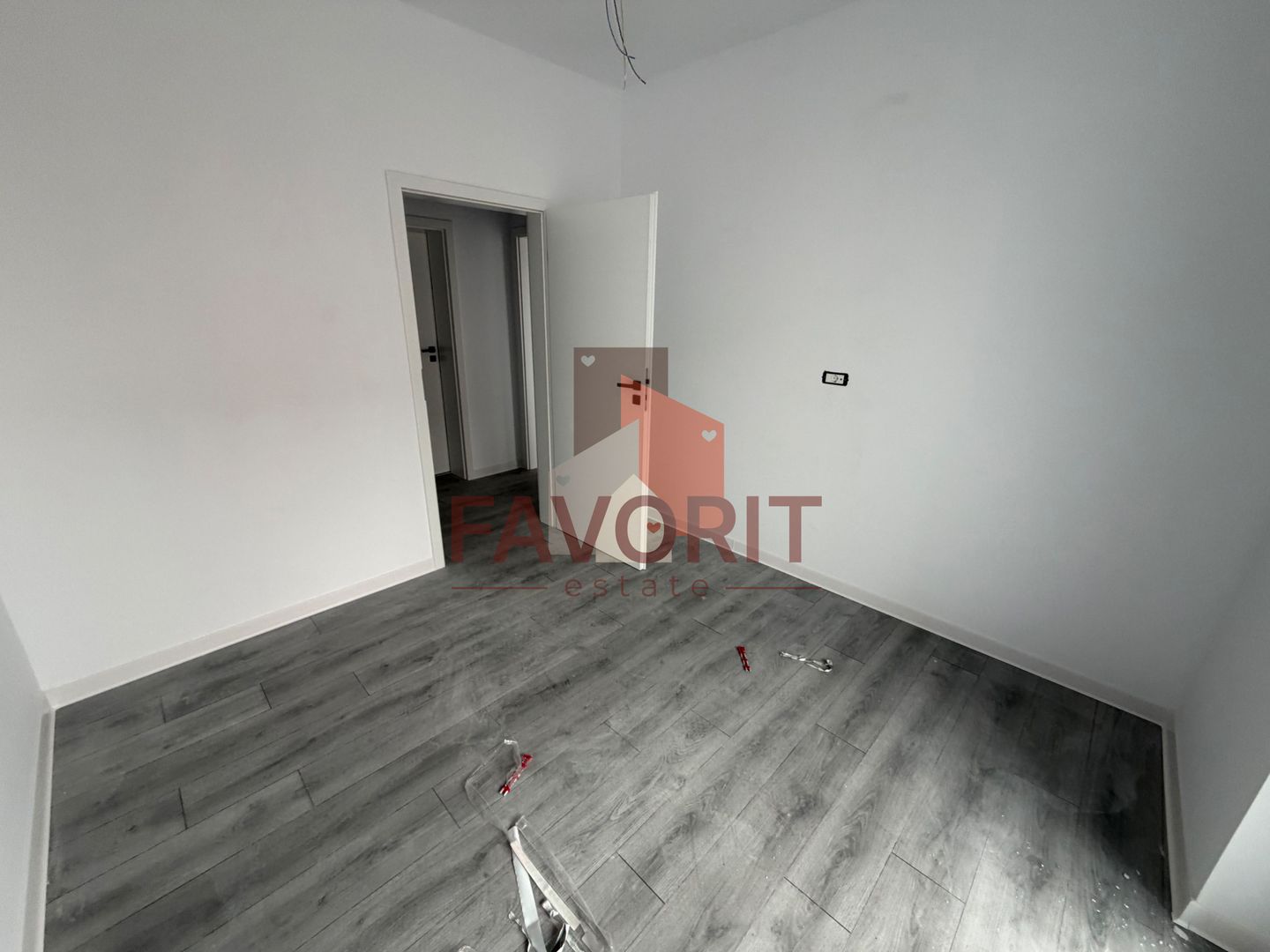 Parcare sub bloc. Bloc NOU. Tersa generoasa - Poză 10