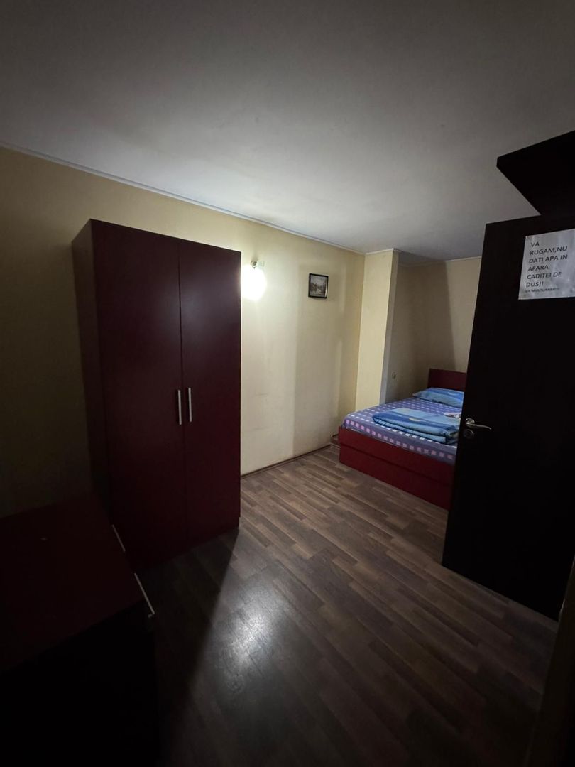 Casa de inchiriat, 25 camere, 25 bai, receptie,T719 - Poză 23