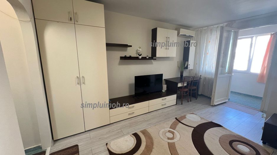 Garsoniera Sector 3 renovata mobilata utilata - Poză 2