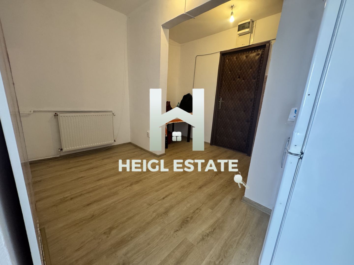 Apartament 2 camere, renovat  zona steaua - Poză 1