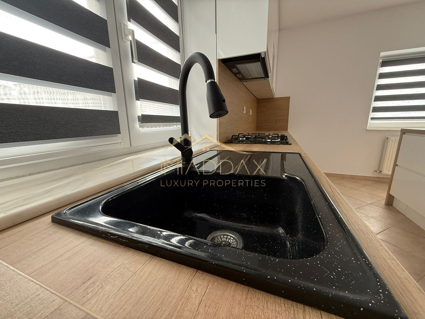 Vila moderna Corbeanca-spatiu, confort si intimitate - Poză 8