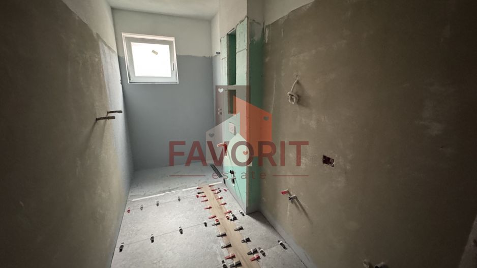 Etaj 2. Apartament pe 2 nivele. 2 bai. 2 locuri de parcare - Poză 3