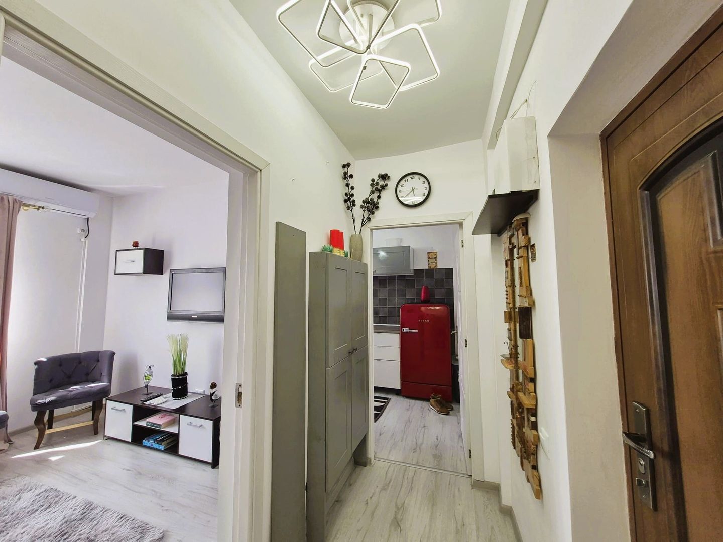 Garsoniera_Conf.1_Mobilata/Utilata_Totul la Cheie_Nou_Aer Curat - Poză 7