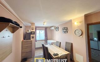 De vanzare apartament 3 camere/ Aradul Nou - Poză 1