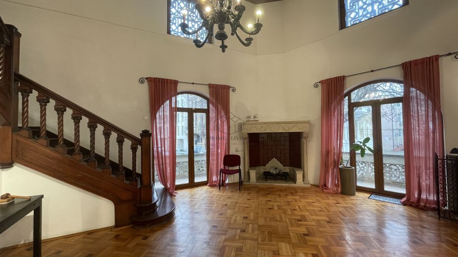 VILA SUPERBA LA INCHIRIERE PRETABILA CA SPATIU DE BIROU SAU REZIDENTA - Poză 8