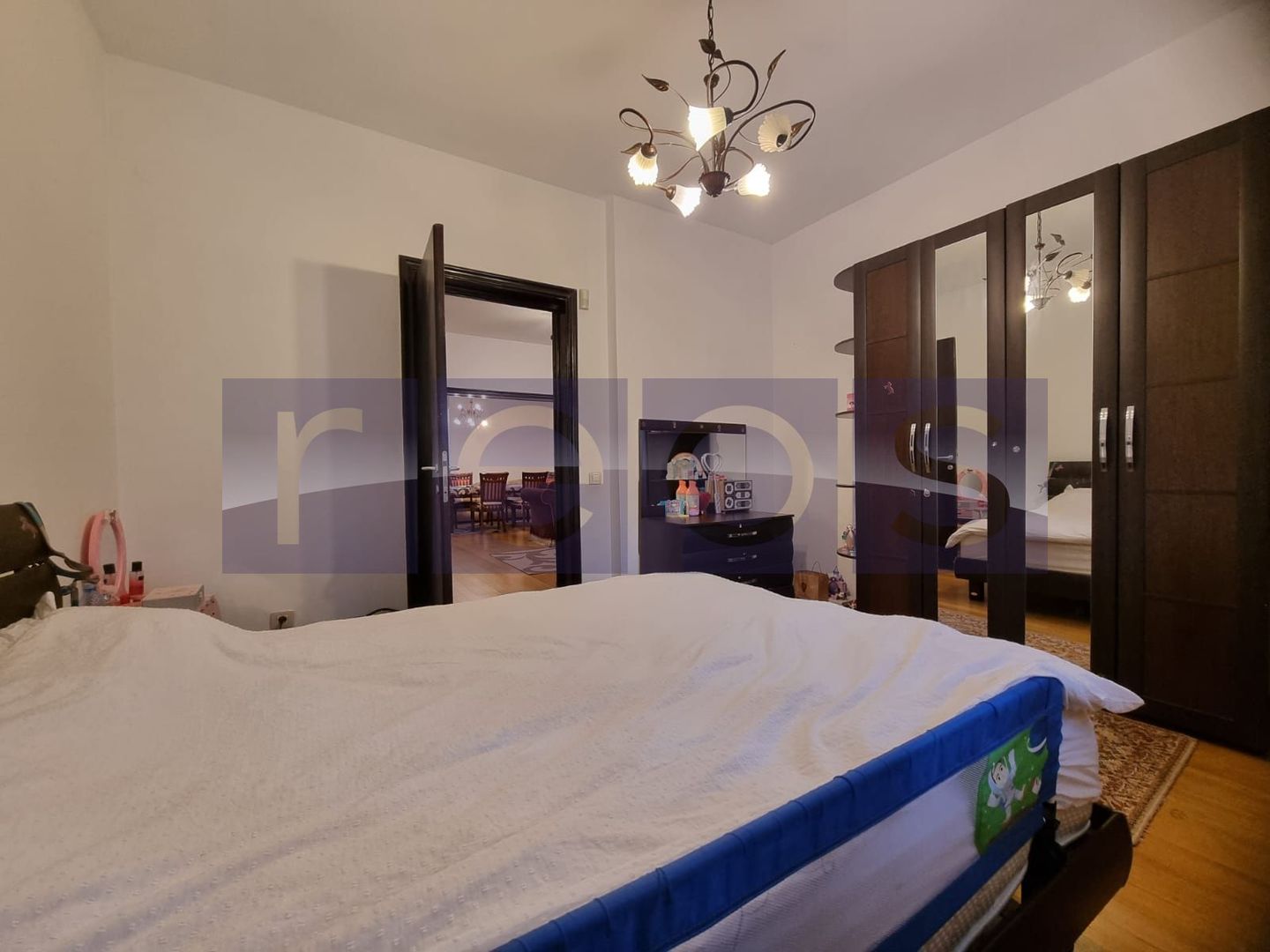 VANZARE- 9- CAMERE (S+P)- VILA -COTROCENI - Poză 15