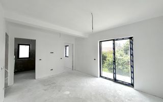 Casa individuala cu 4 camere - Zona Centrala - Utvin - Poză 9