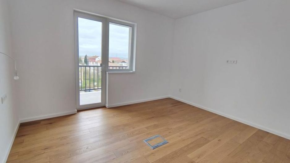 Penthouse 4 camere 111 mp Terasa 78 mp 2 locuri parcare Doamna Stanca - Poză 4