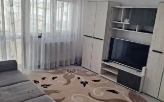 De vanzare apartament cu 2 camere/ Sanpetru - Poză 1