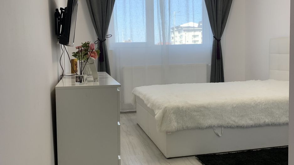 Garsoniera de inchiriat Militari Residence - Poză 3