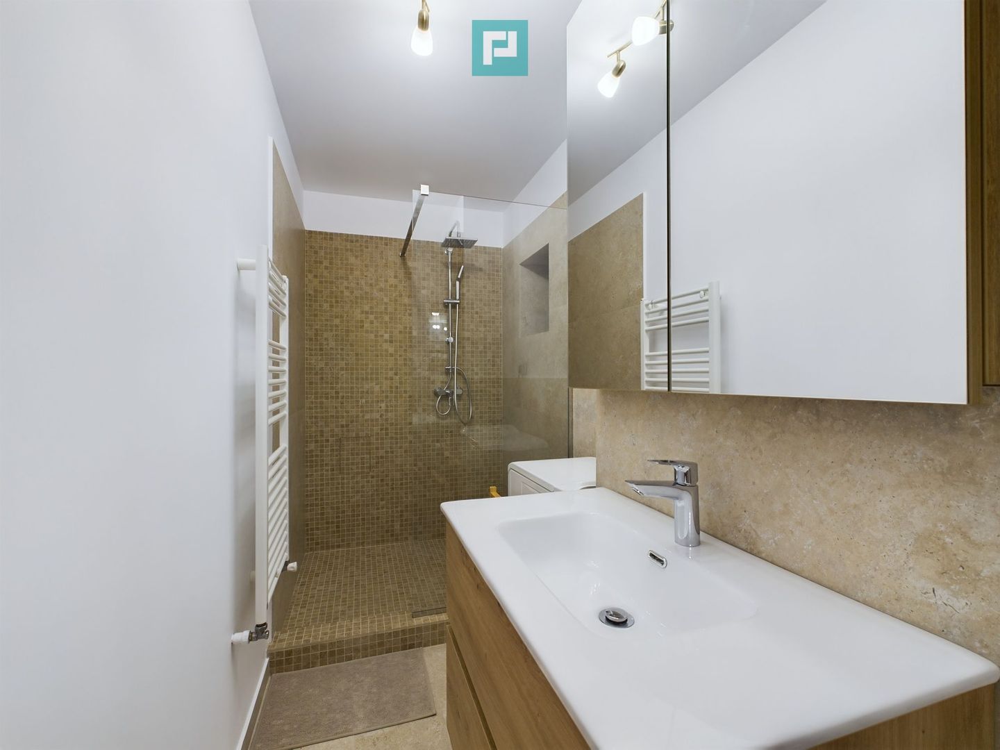 Apartament Modern de 2 Camere Bulevardul Unirii - Poză 14