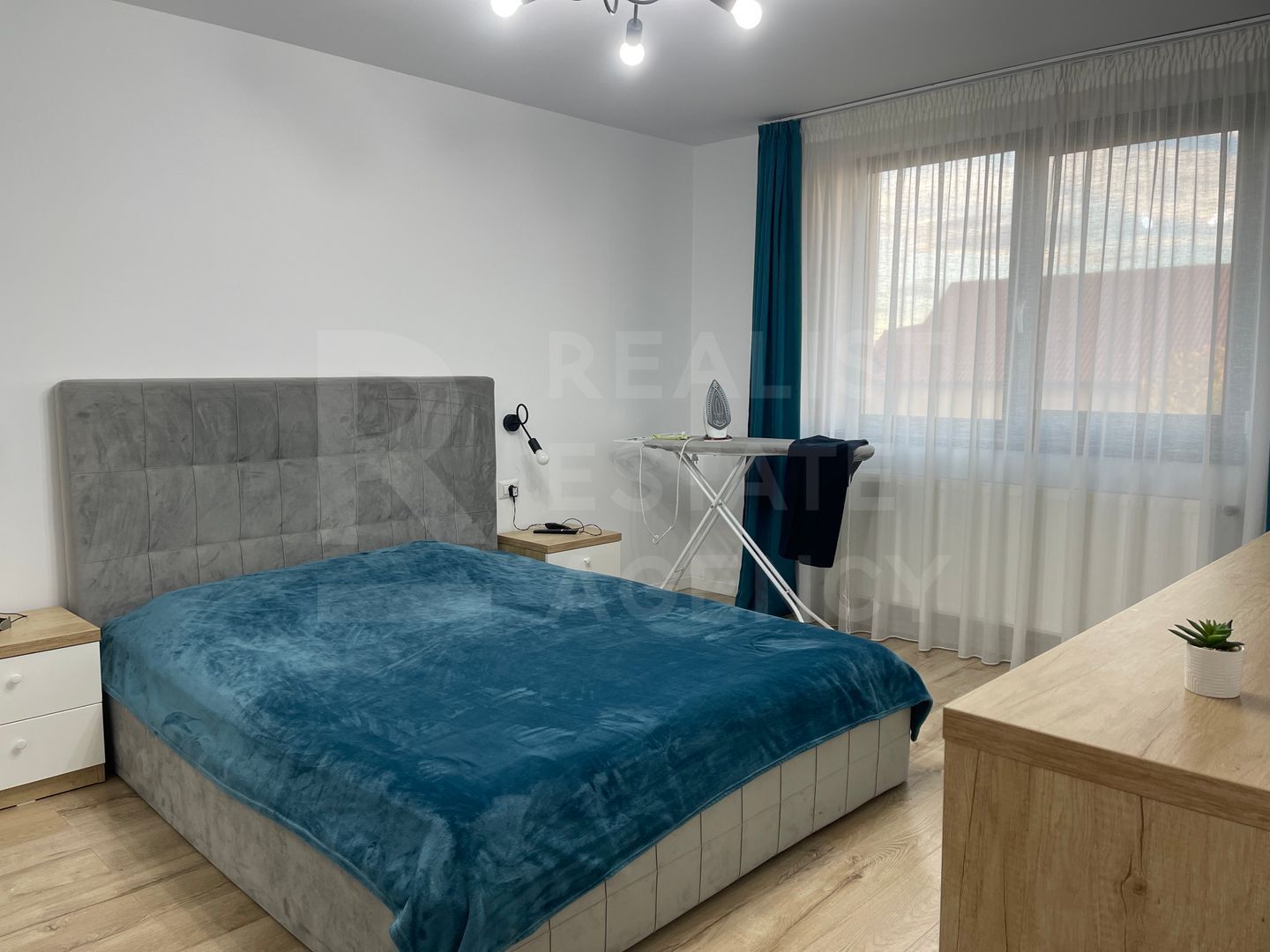 Vânzare, casă, 4 camere, loc. Miroslava, Iași - Poză 11