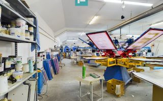 Clădire cu destinație comercială în Grădiște - Poză 15