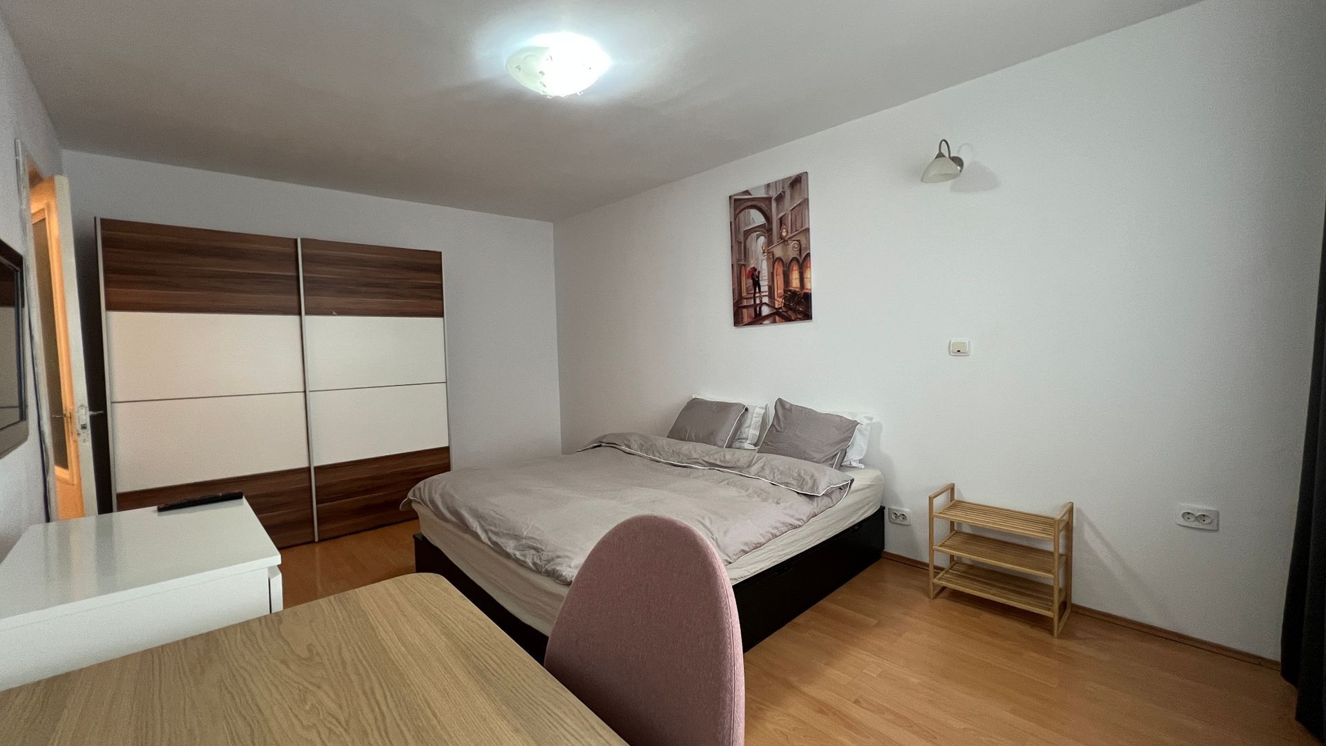 Garsoniera bloc mixt 1980 Lujerului, Militari - Poză 4