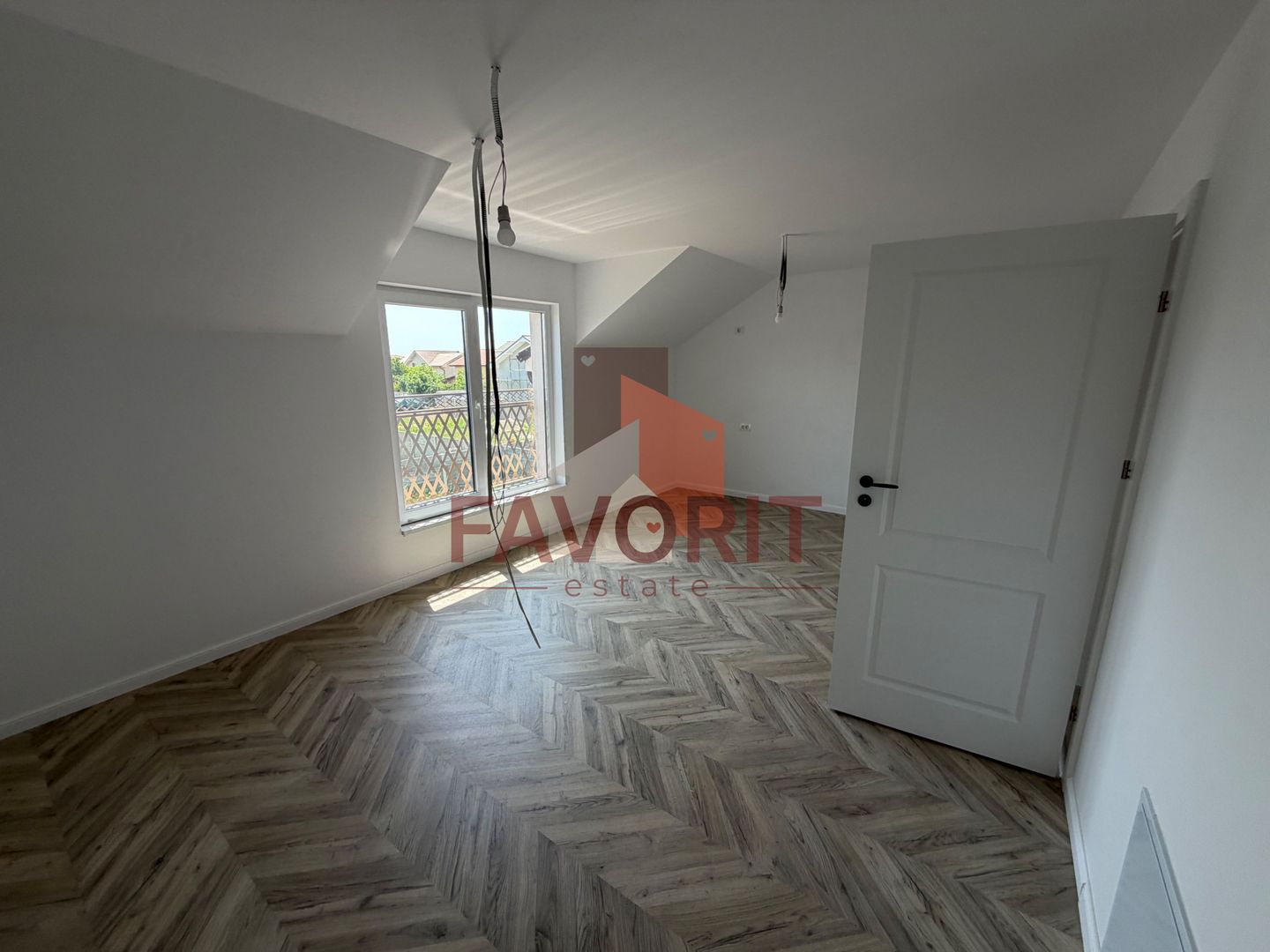 Comision 0%. Toate utilitatile. Strada asfaltata. Disponibil imediat. - Poză 17