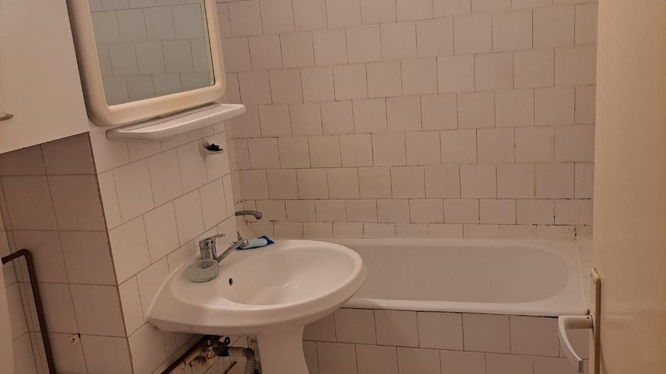 Proprietar, vand apartament 2 camere - Poză 2