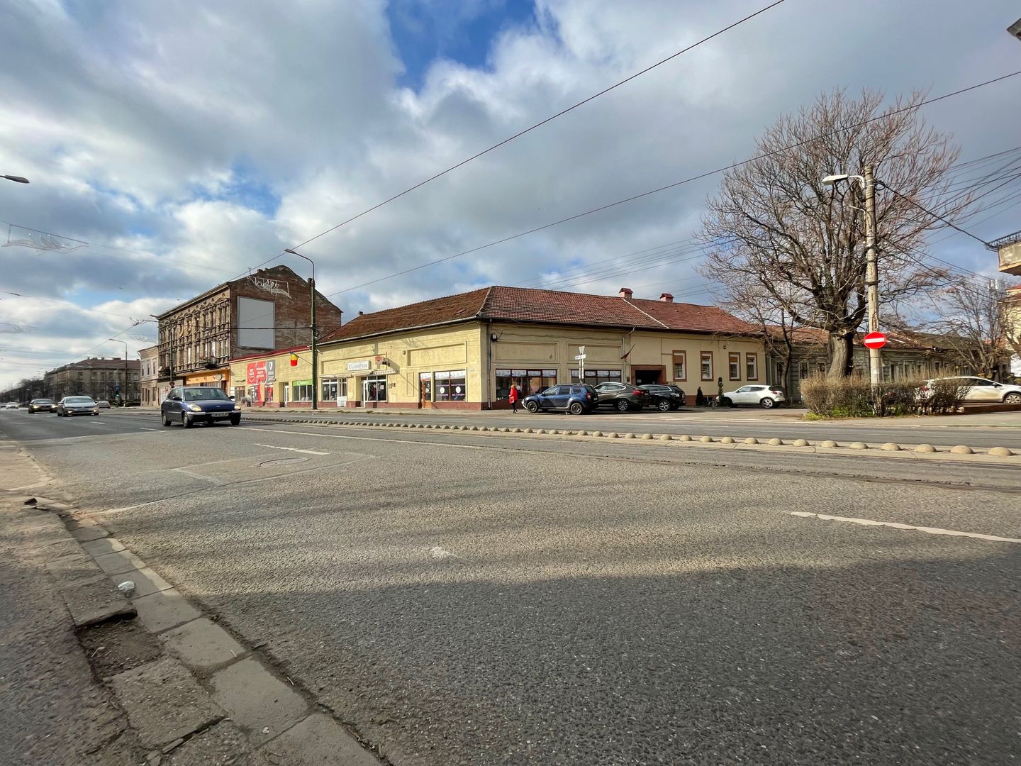 Cladire cu multiple spatii comerciale | P-ta Maria - Sinaia | 1425 MP - Poză 6