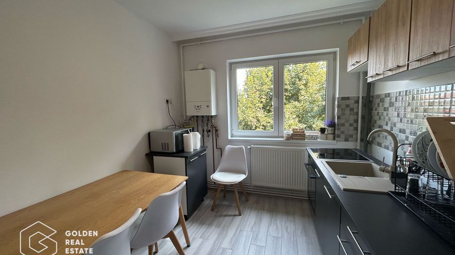 Apartament 2 camere, complet renovat, zona Centrala - Poză 7