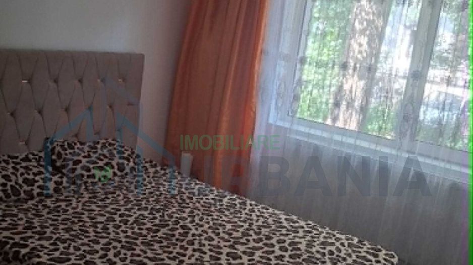 Apartament 3 camere decomandat, parter inalt, zona Mircea cel Bătrân, Iași – renovat - Poză 1