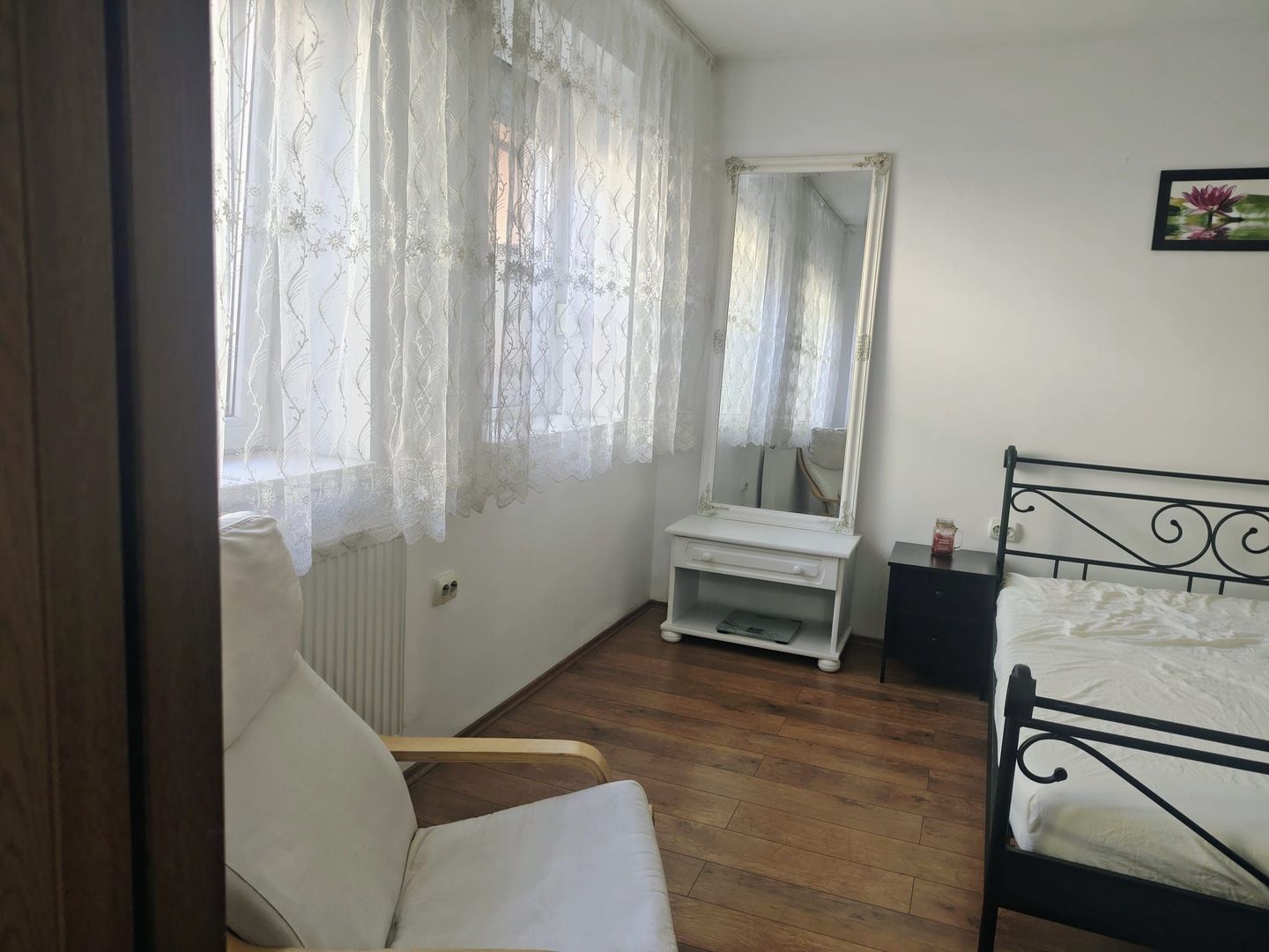 Ultracentral , 2 camere Oradea, 320 E/luna, neg. Comision 50% - Poză 2