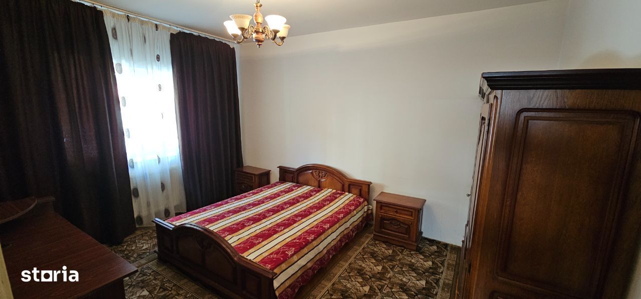 Vila P+1 Piața Muncii , strada Orzari, apartament cu 3 camere la Parer - Poză 11
