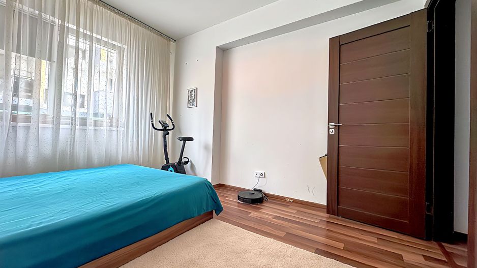 Apartament 3 camere decomandat bucatarie inchisa 2 bai Parcul Teilor - Poză 5