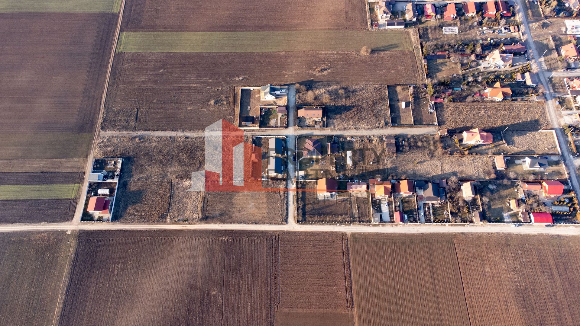 Casa cu teren 1500 mp in Harman - Poză 27