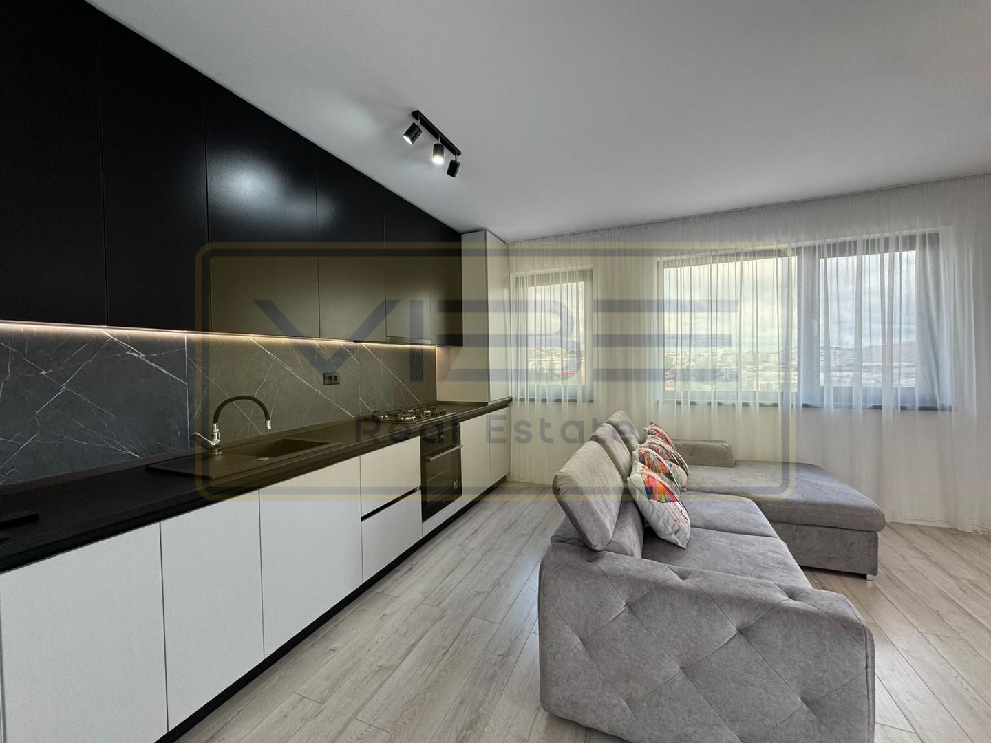 Apartament NOU 2 camere, parcare Comat Towers - Poză 16