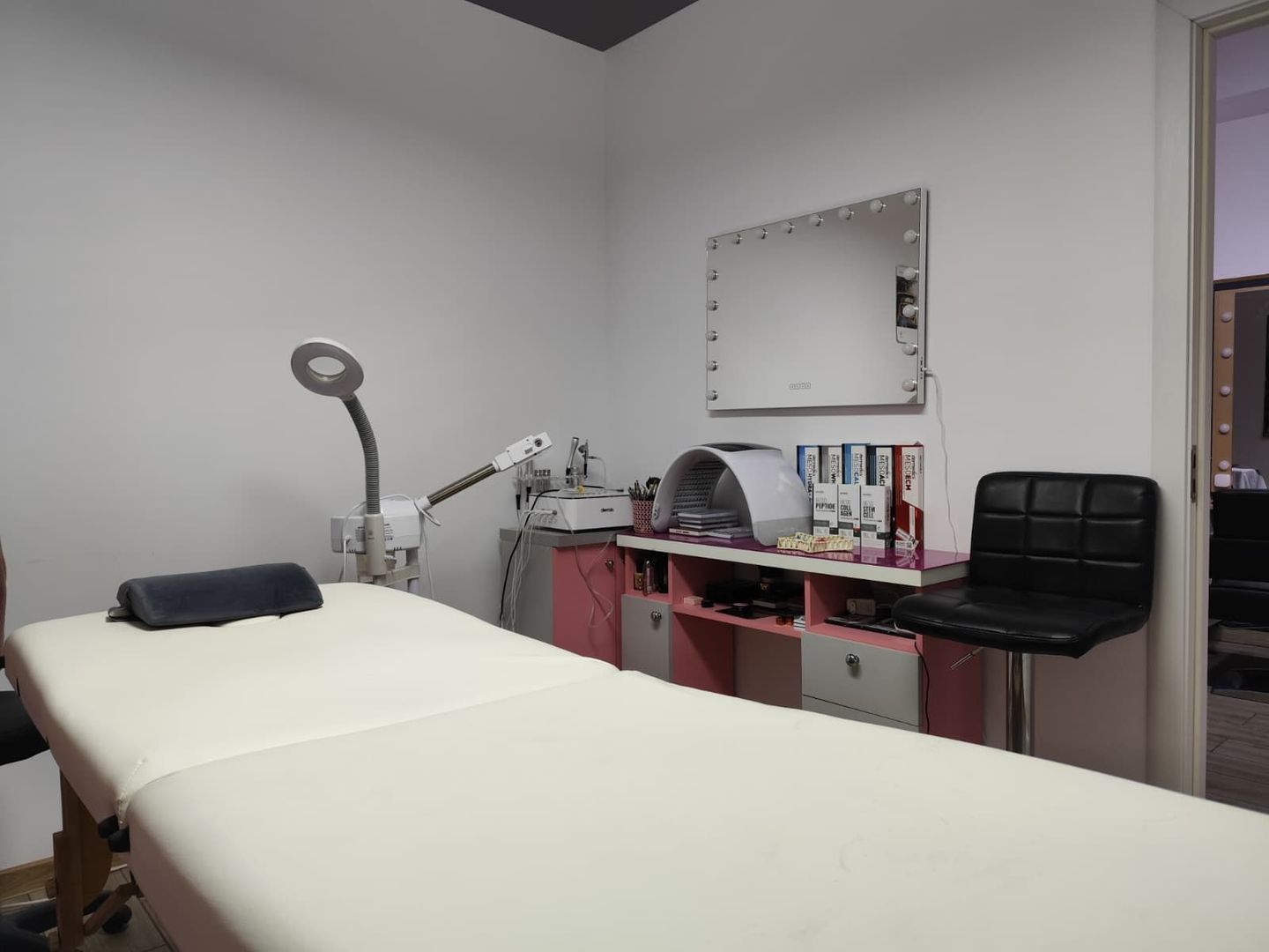 Inchiriere salon de infrumusetare – afacere la cheie, zona Lidl Iosia - Poză 13